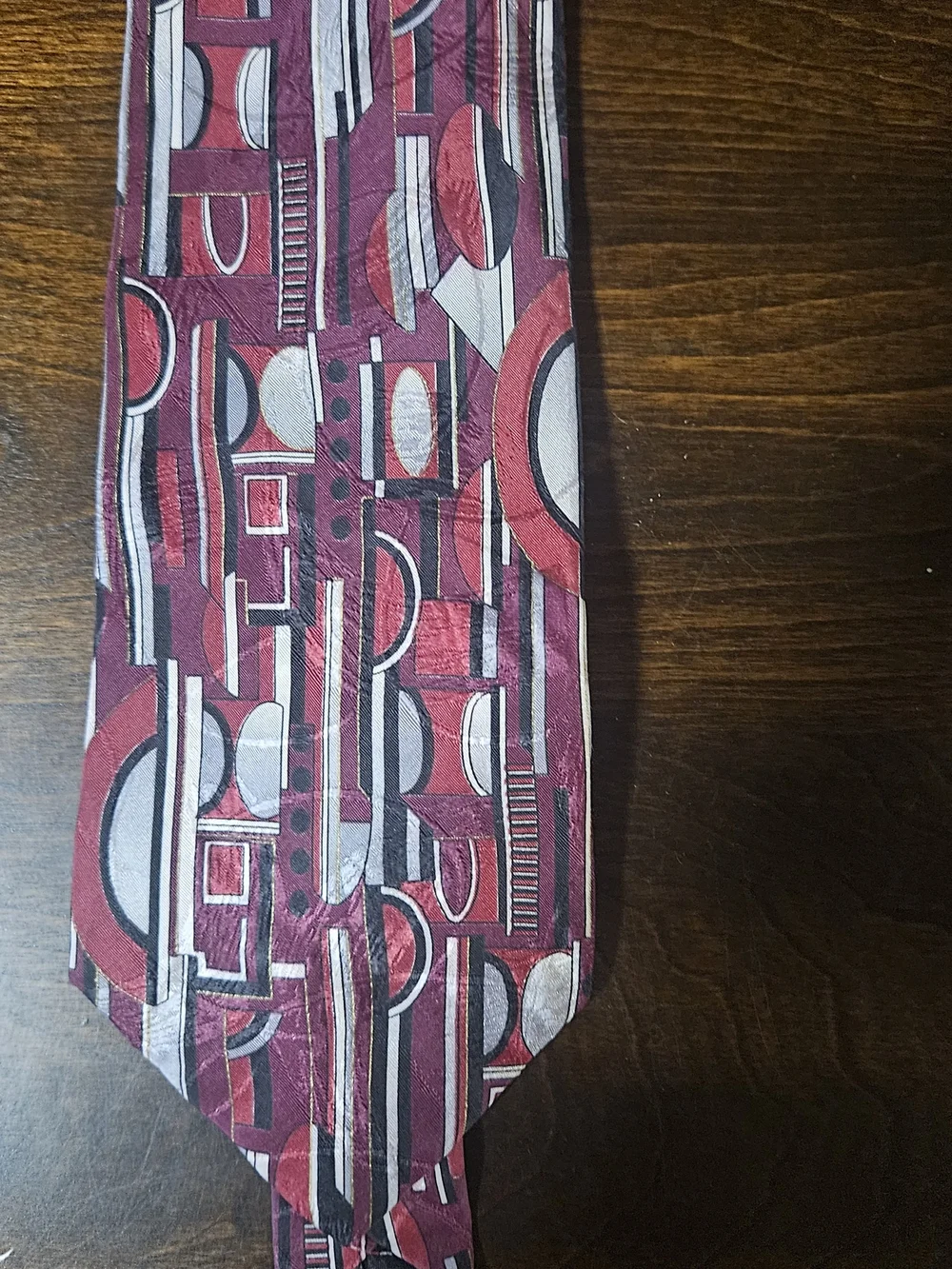 Gianfranco Ruffini Men's Burgundy Geometric Silk Tie